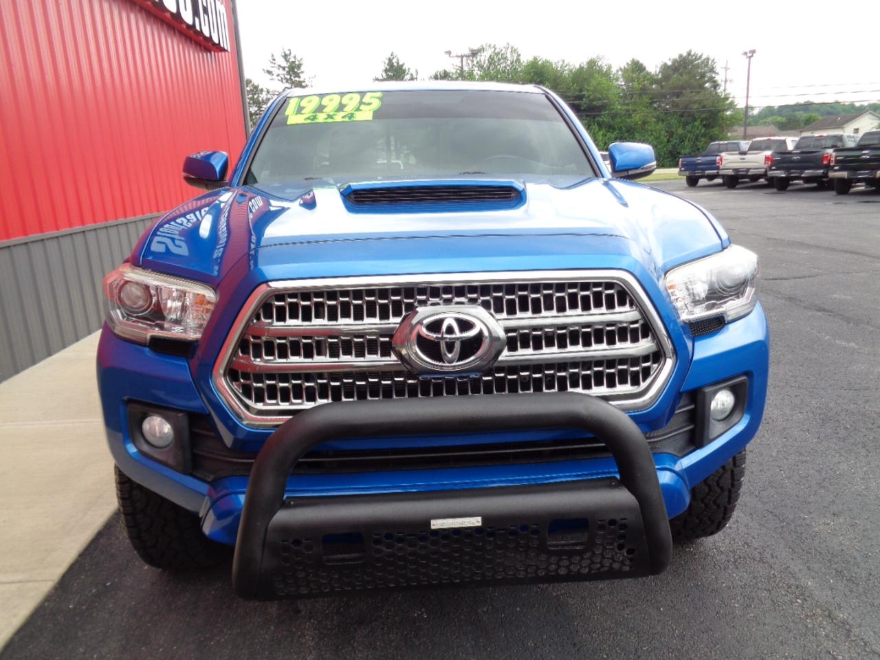Toyota Tacoma  2017