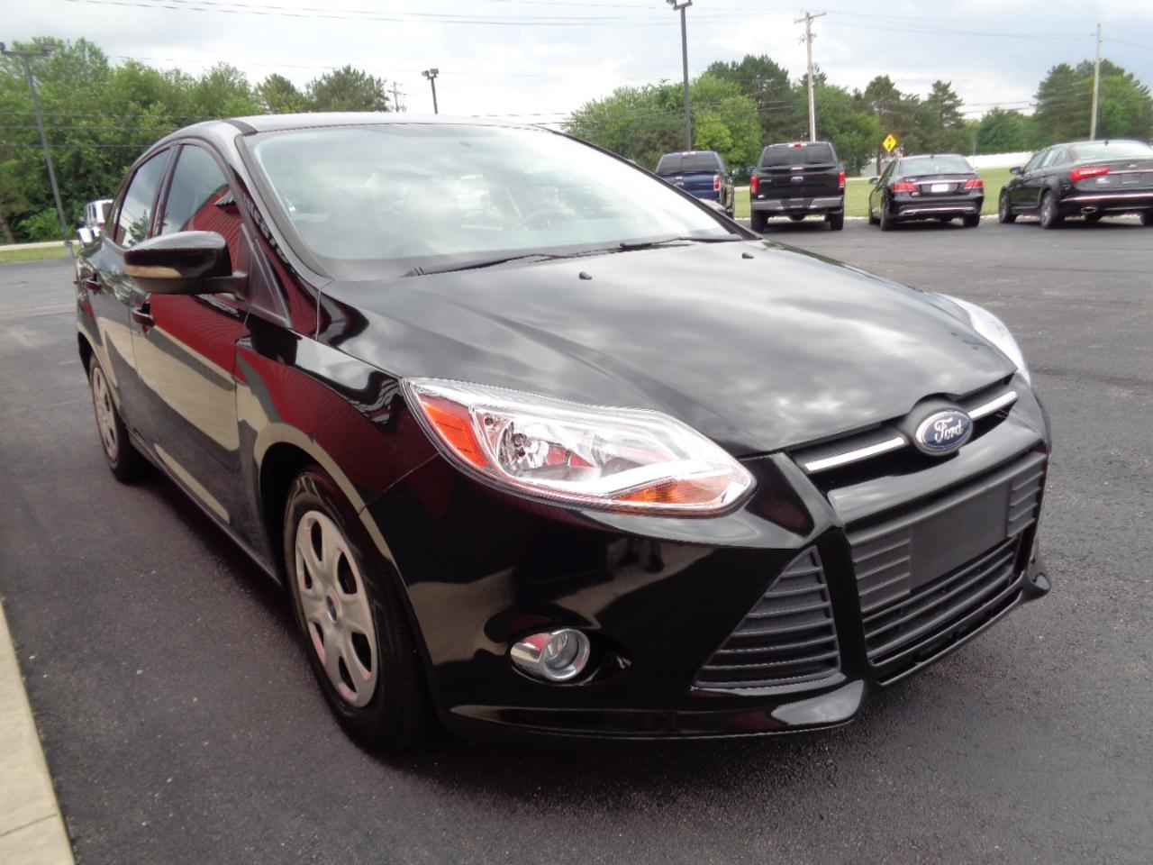Ford Focus SE Sedan 2013
