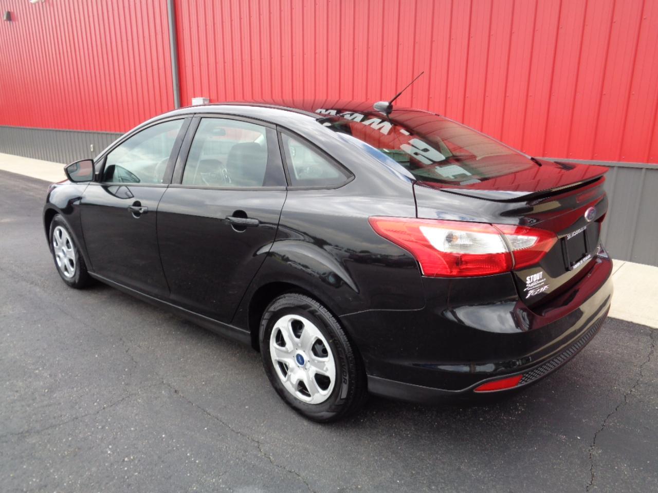 Ford Focus SE Sedan 2013
