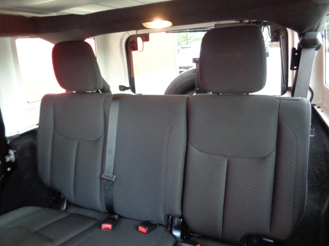 Jeep Wrangler Unlimited Sport 4WD 2015
