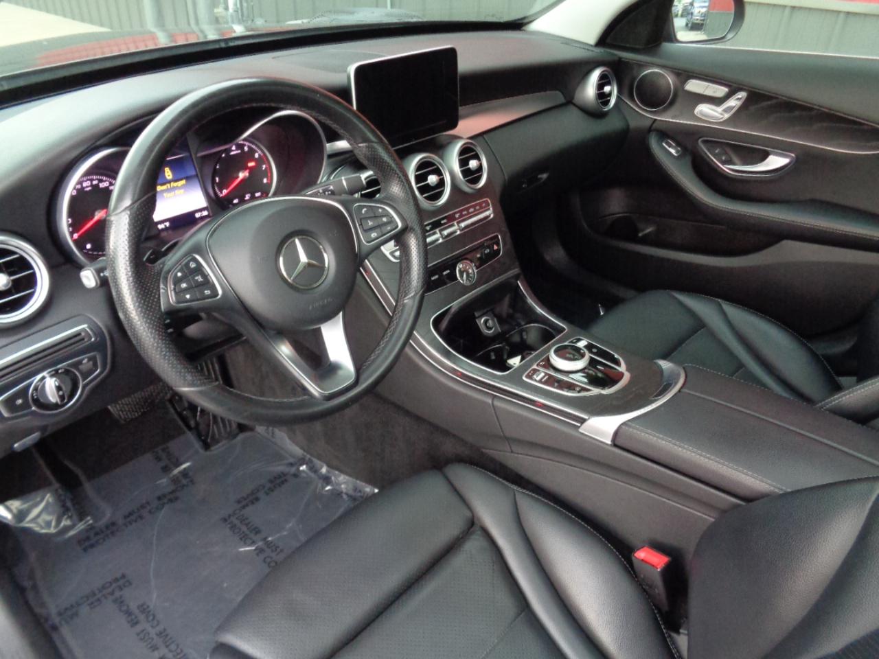 Mercedes-Benz C-Class C300 4MATIC Sedan 2017