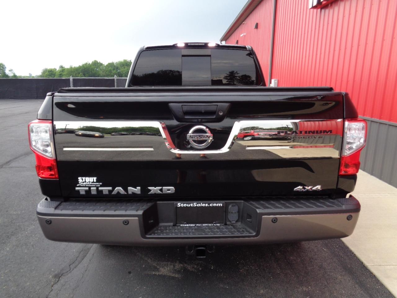 Nissan Titan XD Platinum Reserve 4WD Diesel 2016