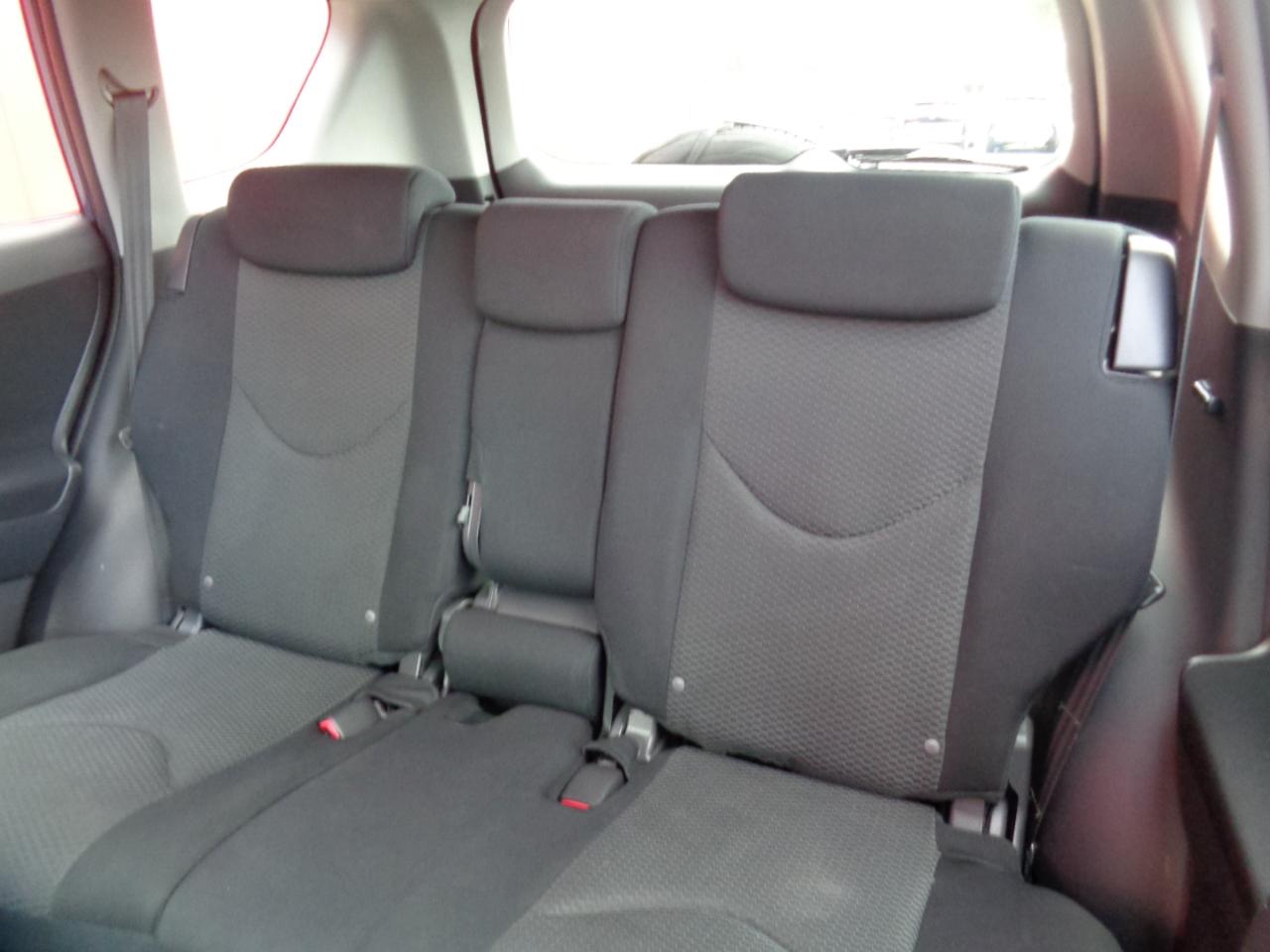 Toyota RAV4 Sport I4 2WD 2010