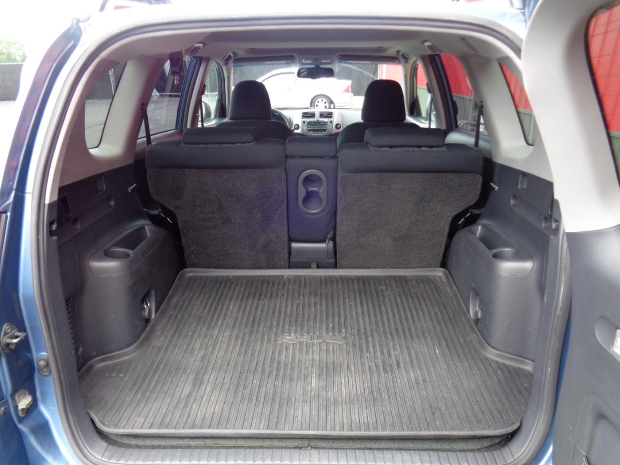 Toyota RAV4 Sport I4 2WD 2010