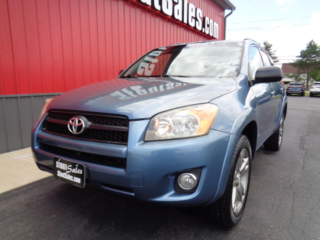 Toyota RAV4 Sport I4 2WD 2010