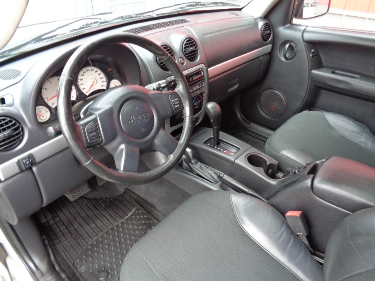 Jeep Liberty Renegade 4WD 2003