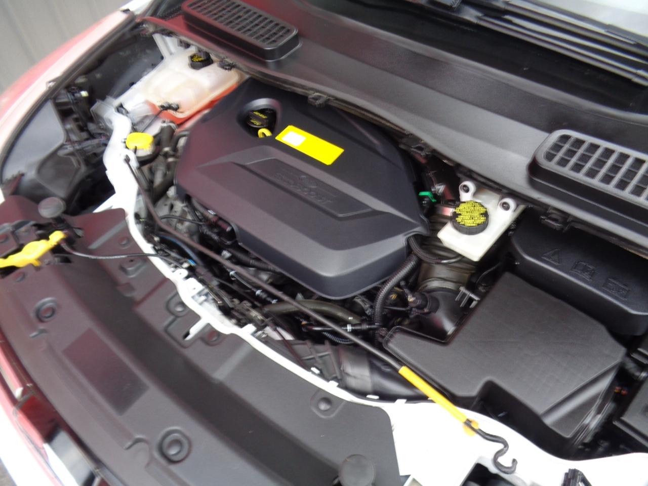Ford Escape Titanium 4WD 2016