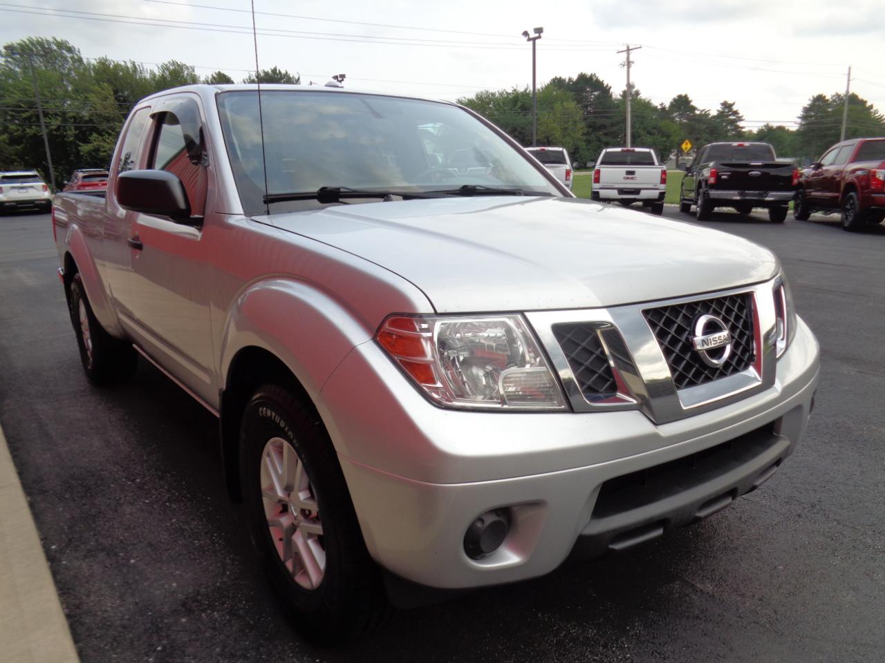 Nissan Frontier SV King Cab I4 5AT 2WD 2017