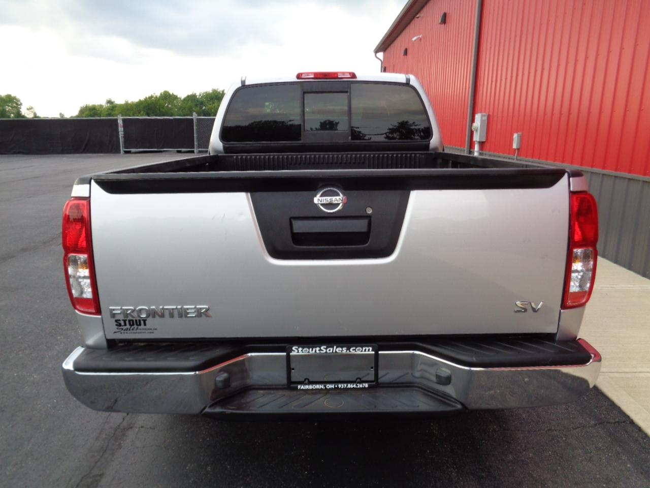 Nissan Frontier SV King Cab I4 5AT 2WD 2017