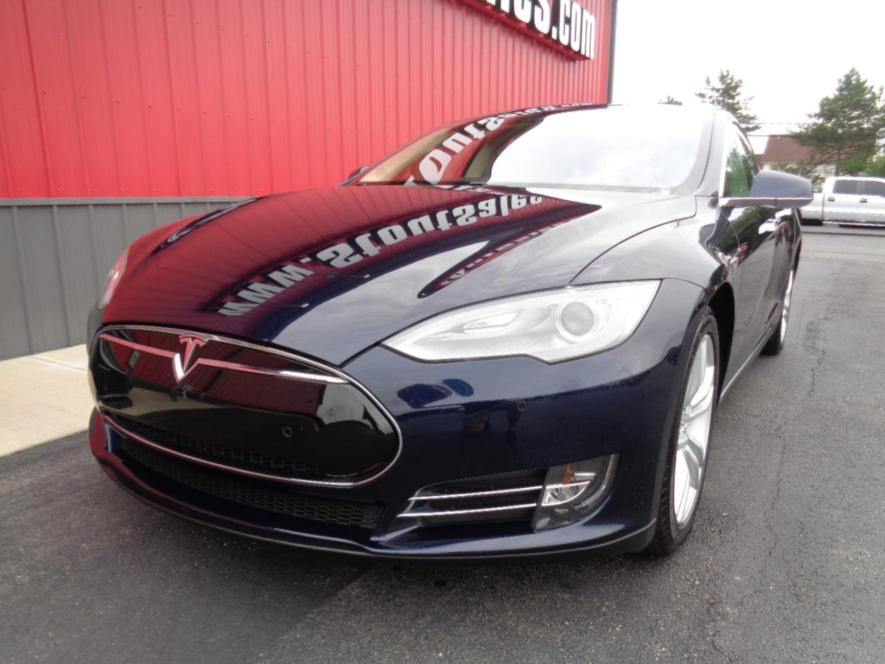Tesla Model S 85 2014
