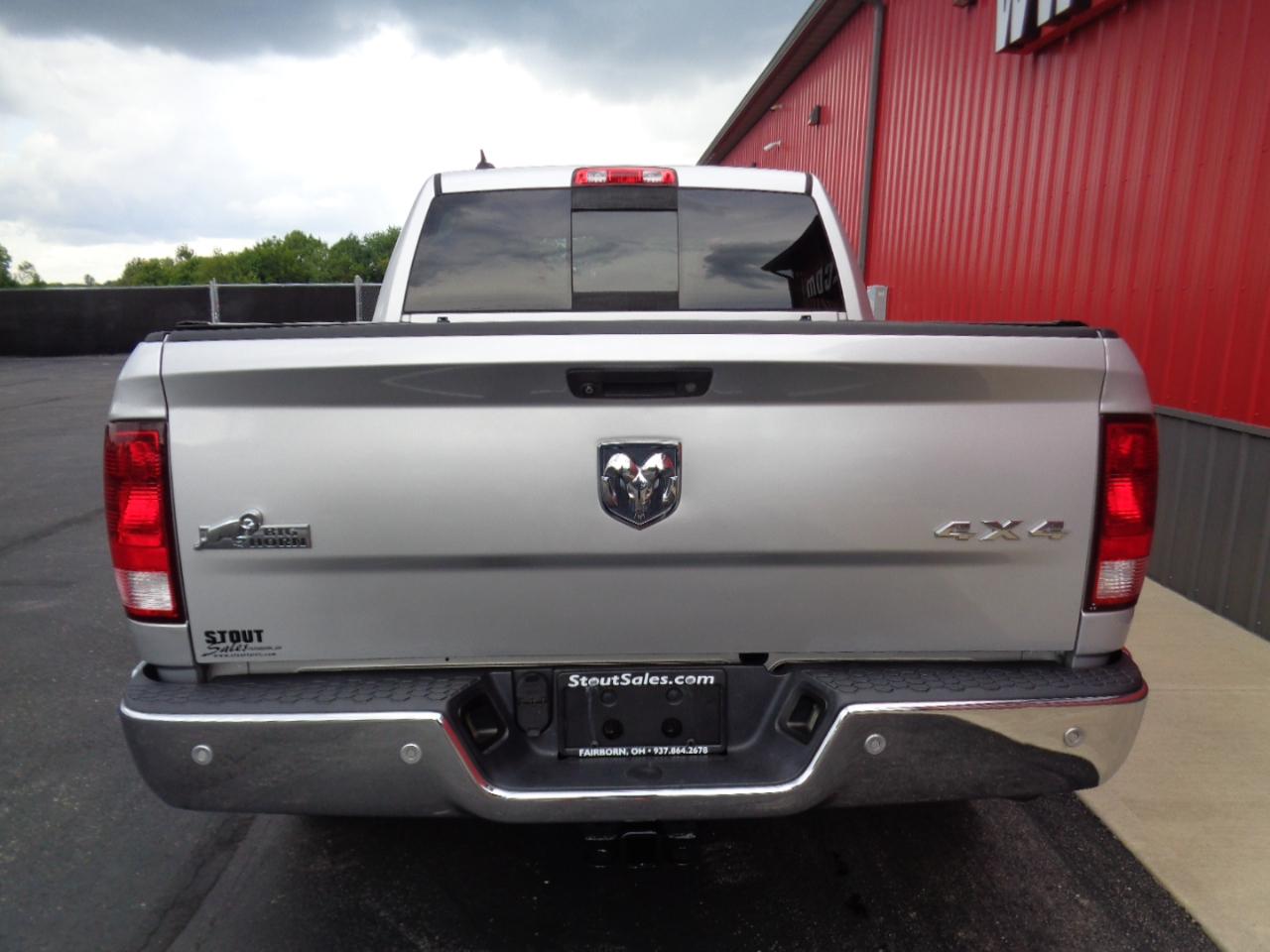 RAM 1500 Big Horn Crew Cab SWB 4WD 2015