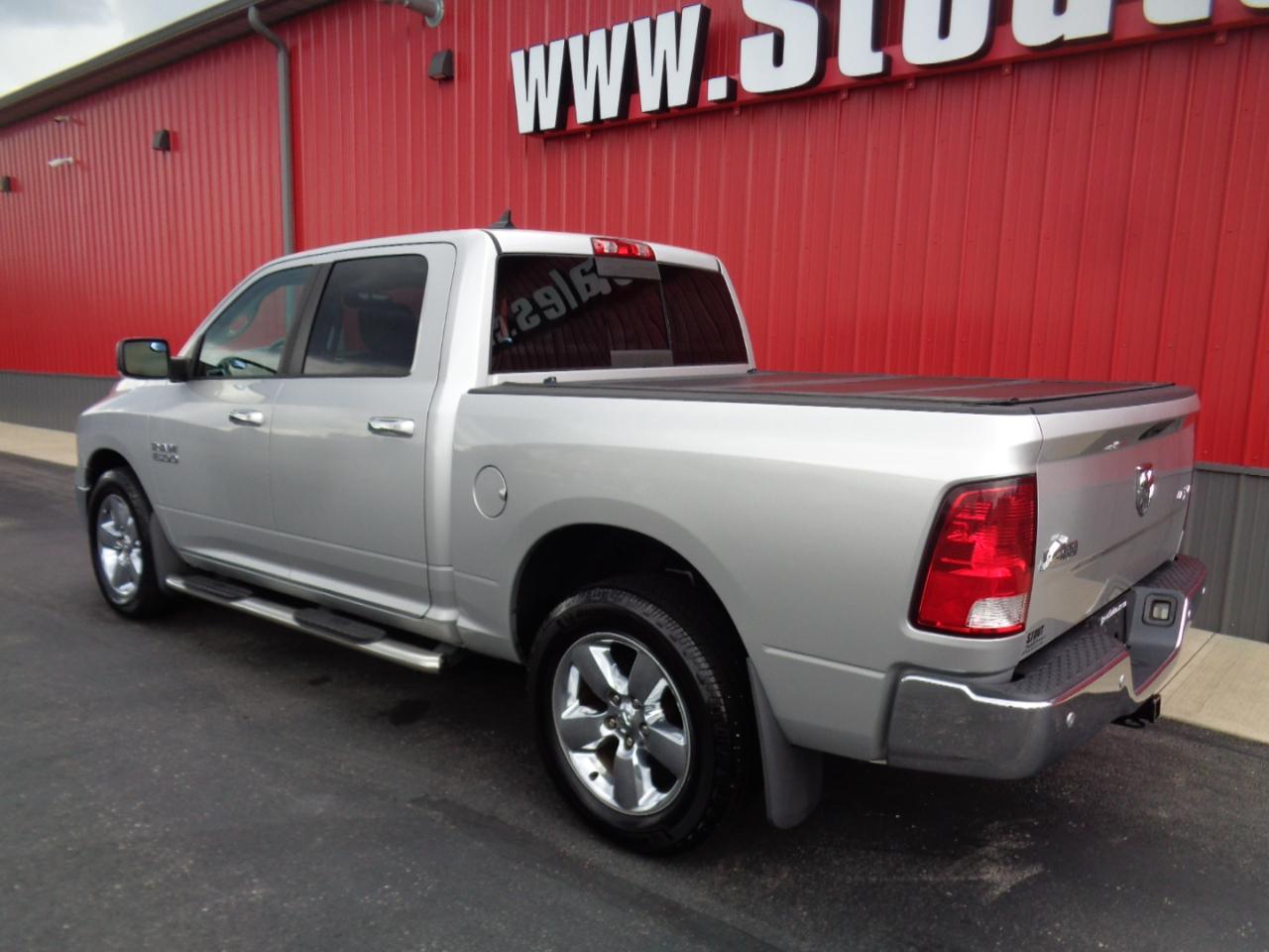 RAM 1500 Big Horn Crew Cab SWB 4WD 2015