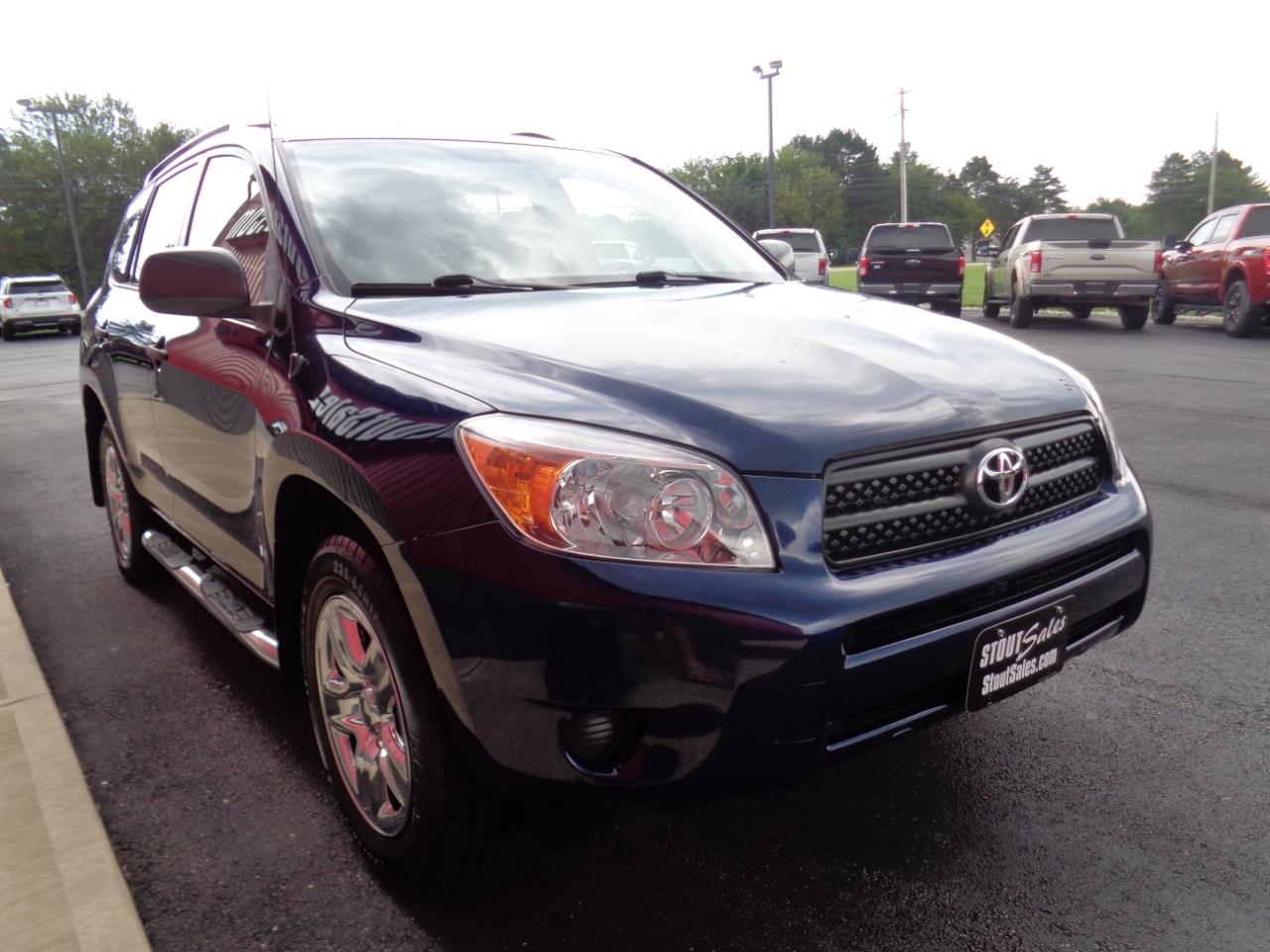Toyota RAV4 Base I4 4WD 2007