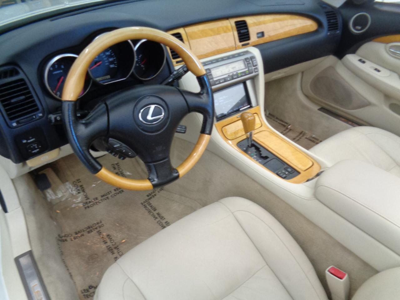 Lexus SC 430 Convertible 2002
