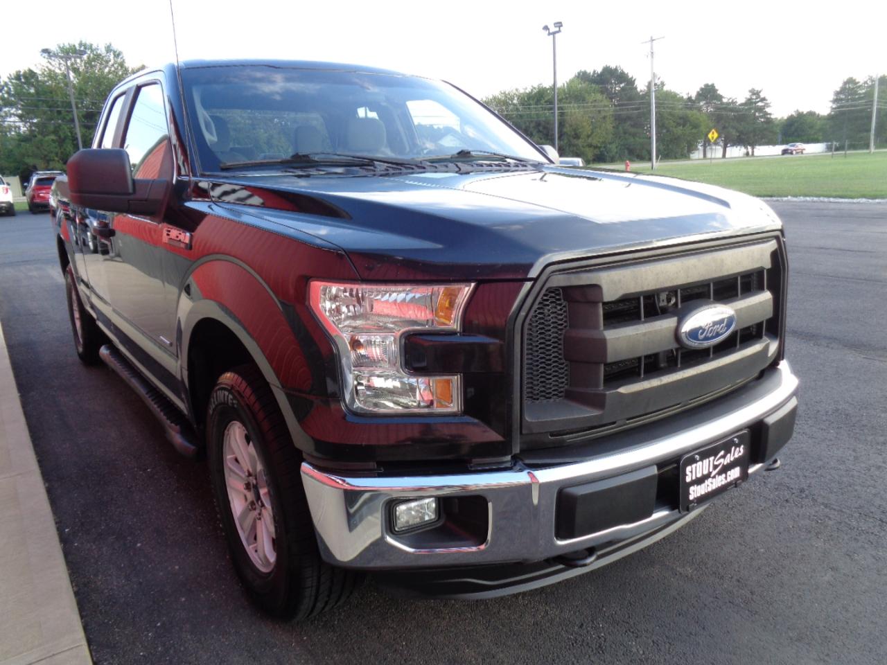 Ford F-150 XL SuperCab 6.5-ft. Bed 4WD 2015