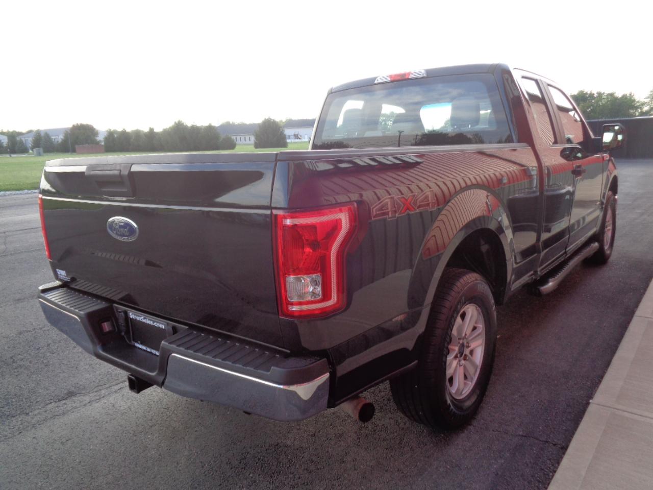 Ford F-150 XL SuperCab 6.5-ft. Bed 4WD 2015