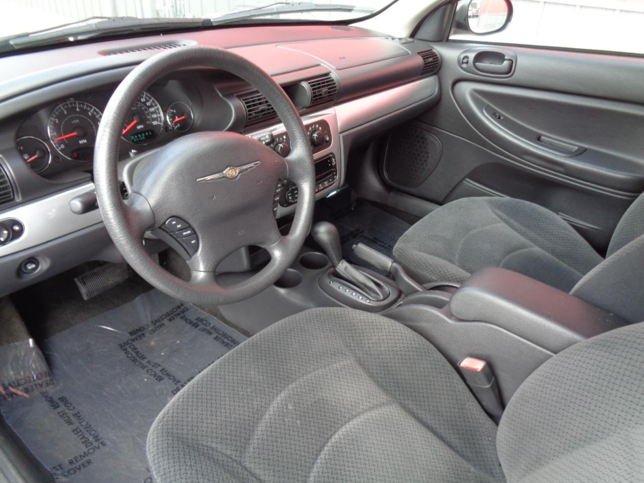Chrysler Sebring Touring Sedan 2006