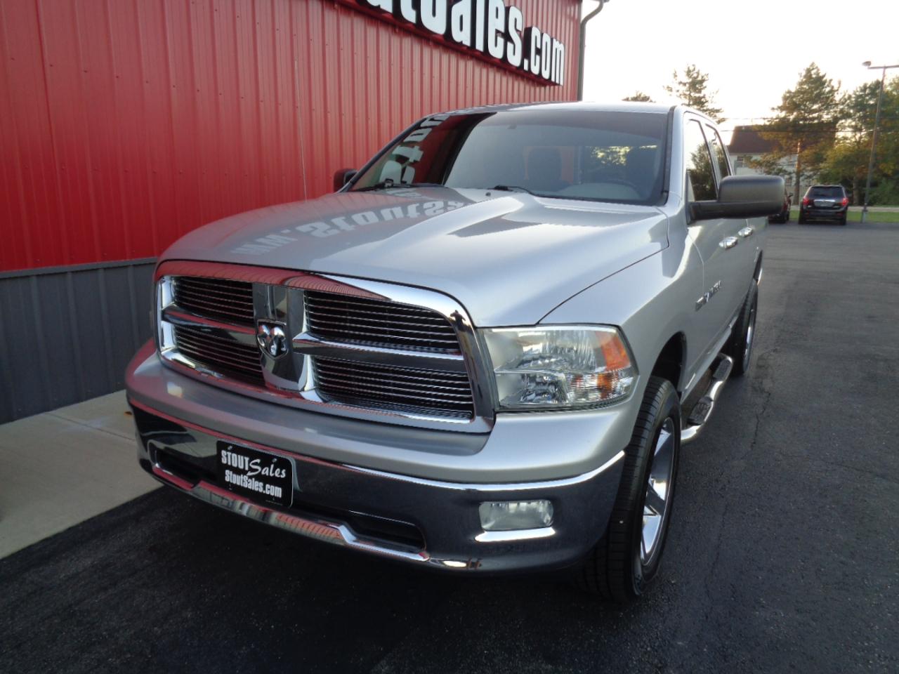 RAM 1500 SLT Quad Cab 4WD 2012