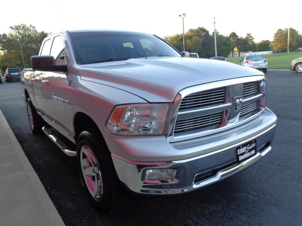 RAM 1500 SLT Quad Cab 4WD 2012