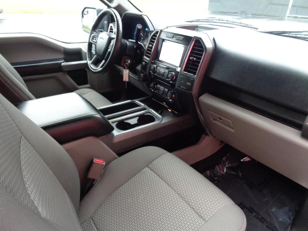 Ford F-150 XLT SuperCrew 5.5-ft. Bed 4WD 2016