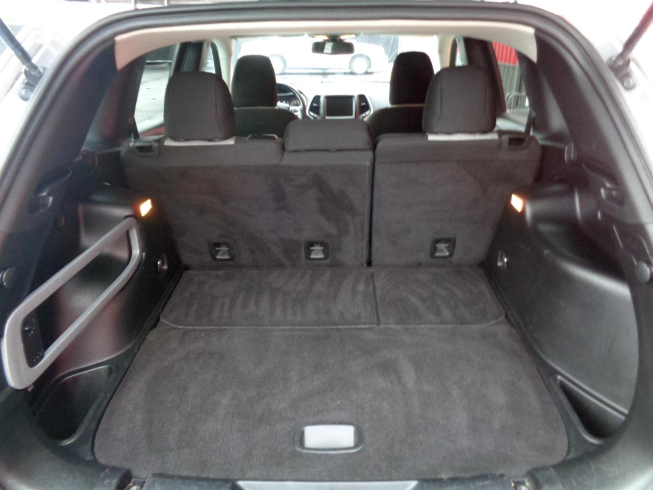 Jeep Cherokee Latitude 4WD 2014
