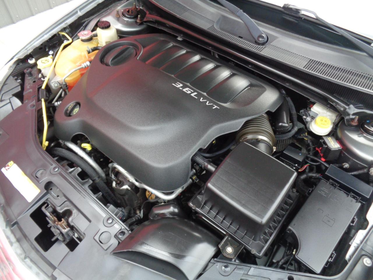 Chrysler 200 Limited Convertible 2011