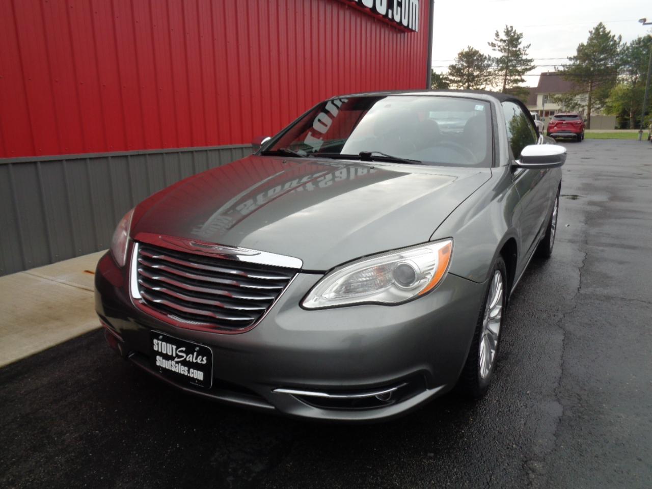 Chrysler 200 Limited Convertible 2011