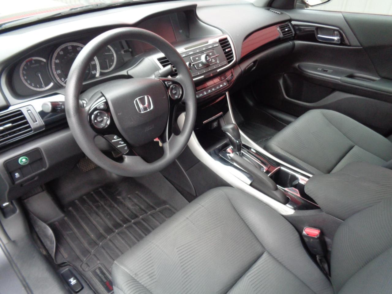 Honda Accord LX Sedan CVT 2016