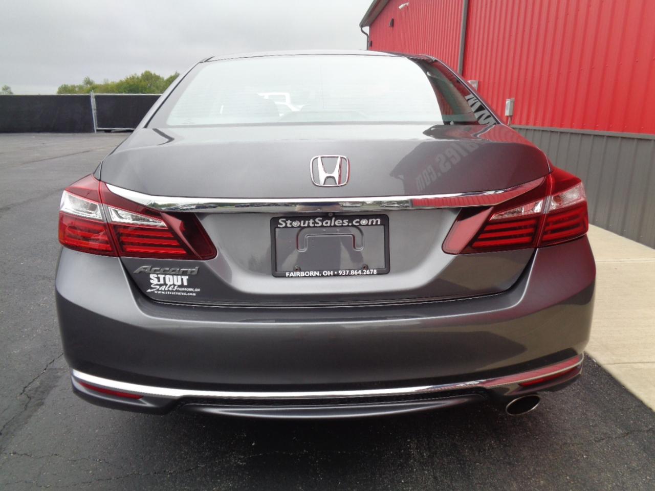Honda Accord LX Sedan CVT 2016