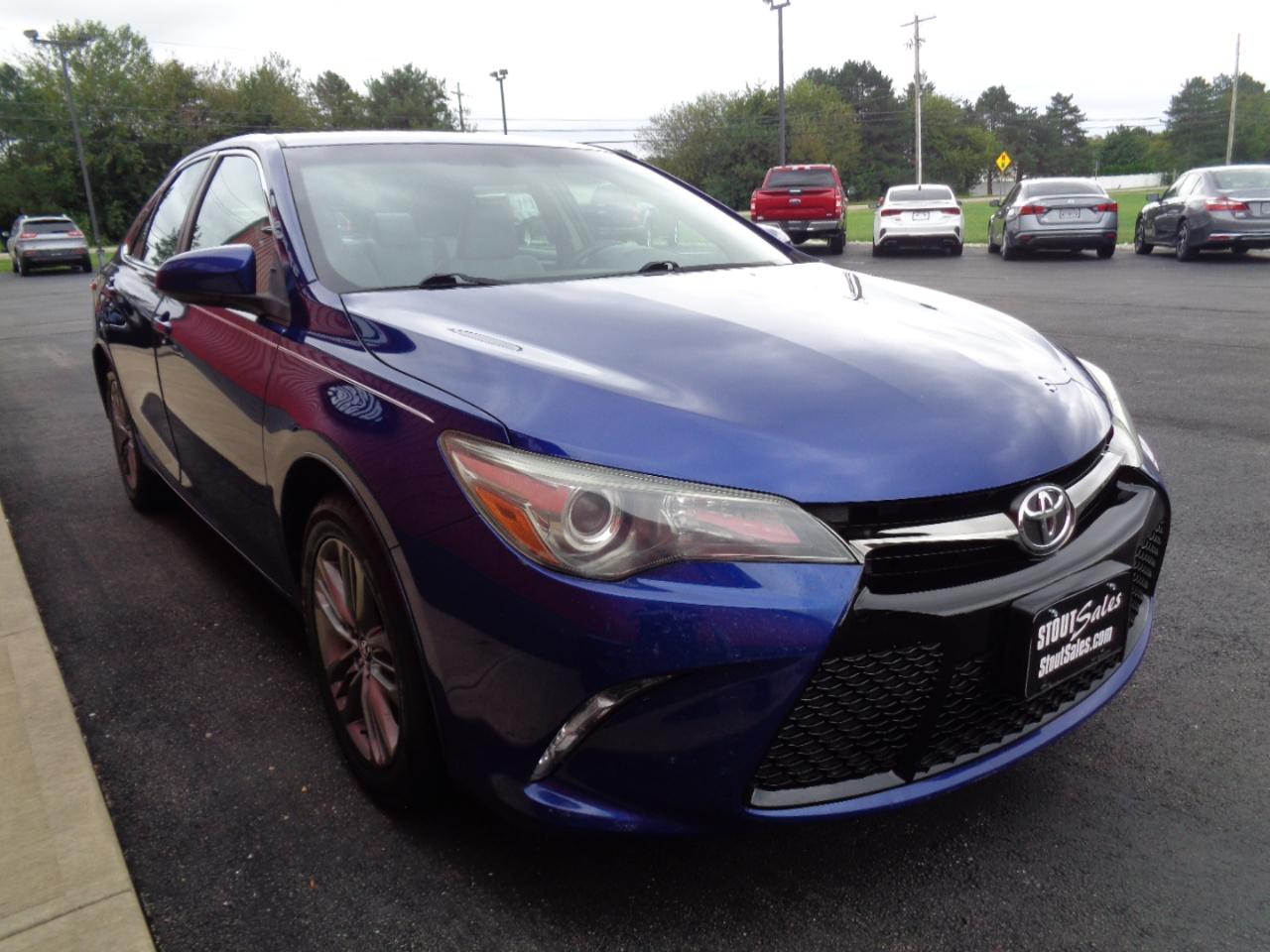 Toyota Camry SE 2015