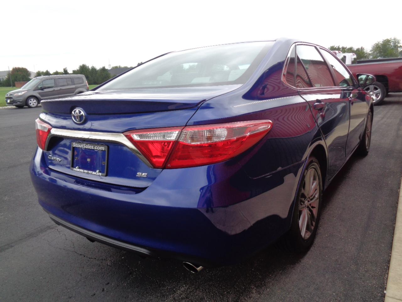 Toyota Camry SE 2015