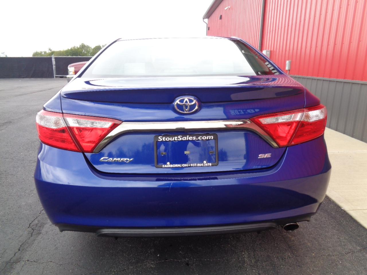 Toyota Camry SE 2015