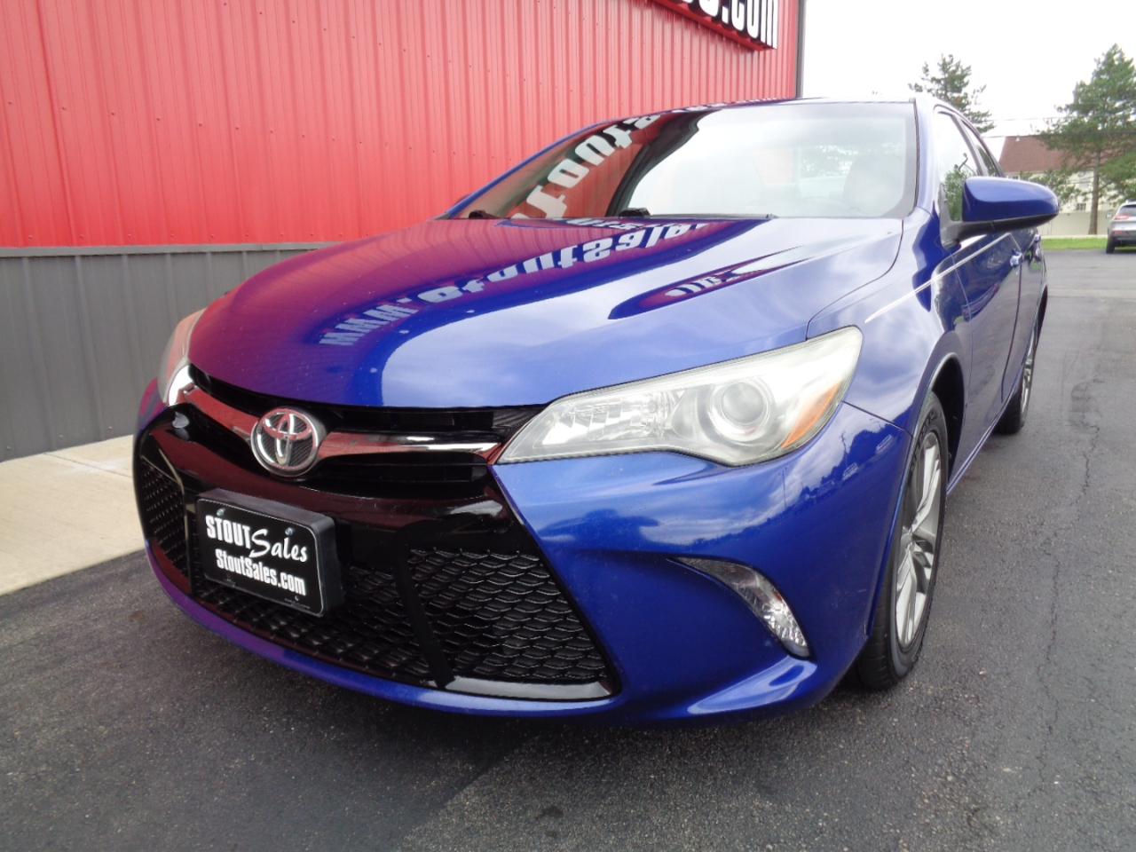 Toyota Camry SE 2015