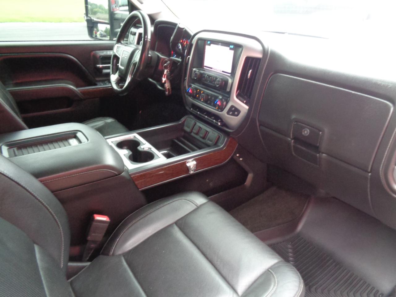 GMC Sierra 2500HD SLT Double Cab 4WD 2017