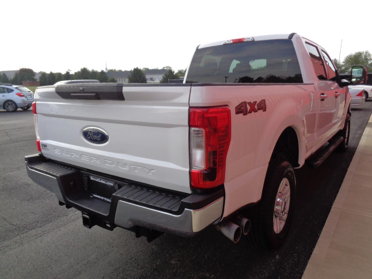 Ford F-250 SD XLT Crew Cab 4WD 2017