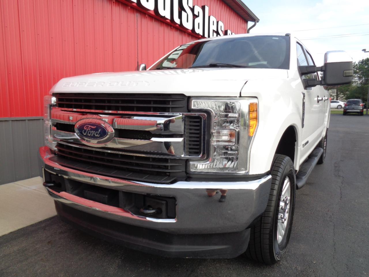 Ford F-250 SD XLT Crew Cab 4WD 2017