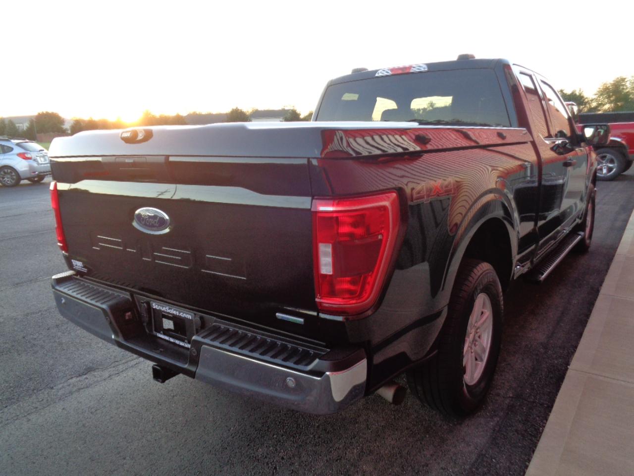 Ford F-150 XLT SuperCab 6.5-ft. Bed 4WD 2021