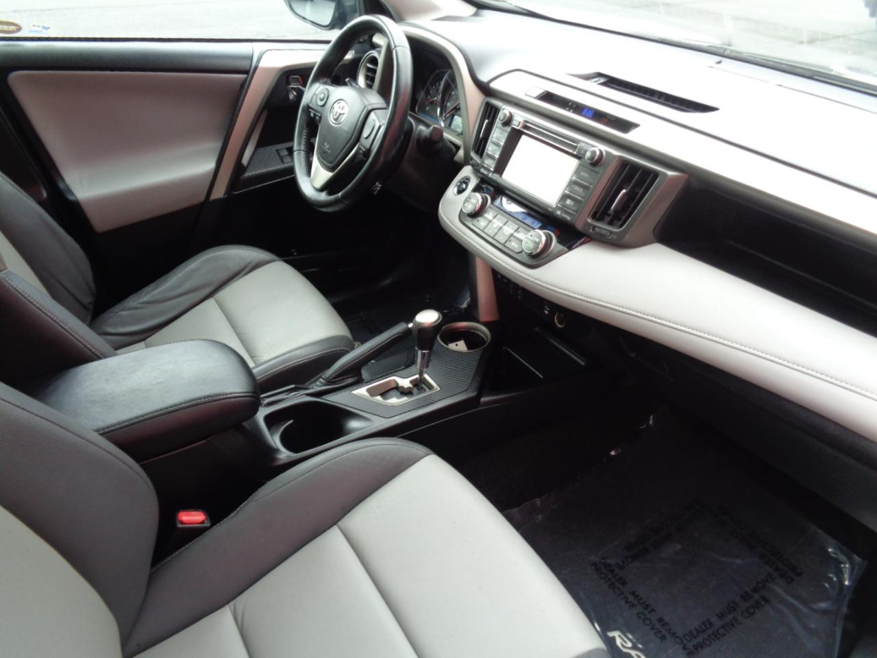 Toyota RAV4 Limited AWD 2015