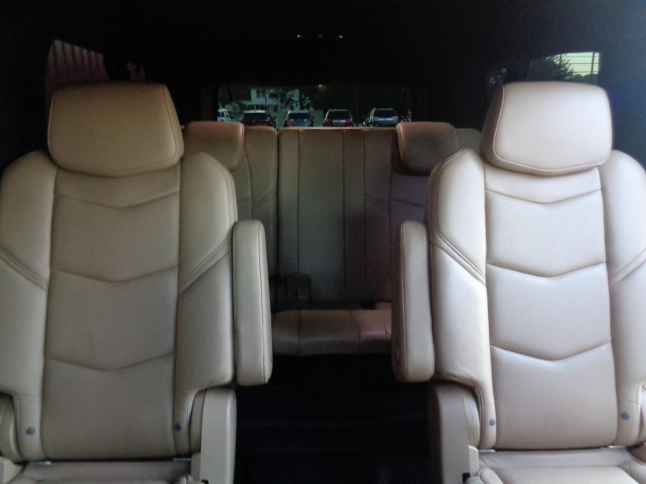 Cadillac Escalade ESV Platinum 4WD 2018