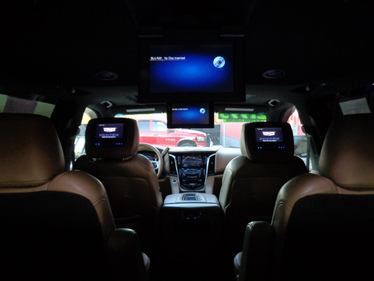 Cadillac Escalade ESV Platinum 4WD 2018