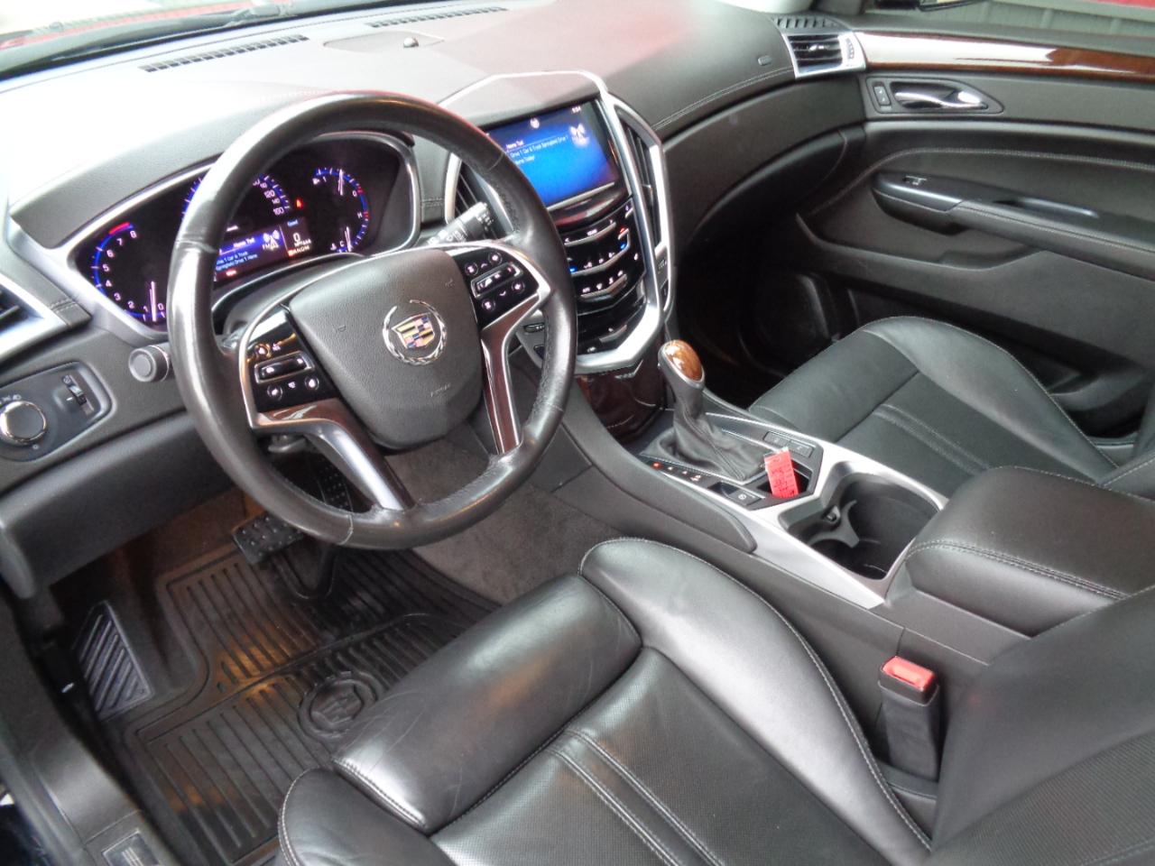 Cadillac SRX Luxury Collection FWD 2014