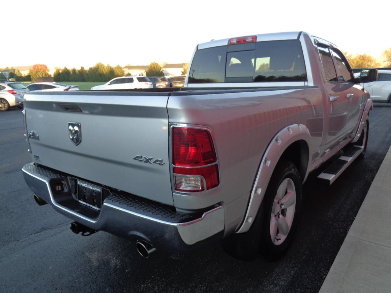RAM 1500 SLT Quad Cab 4WD 2014