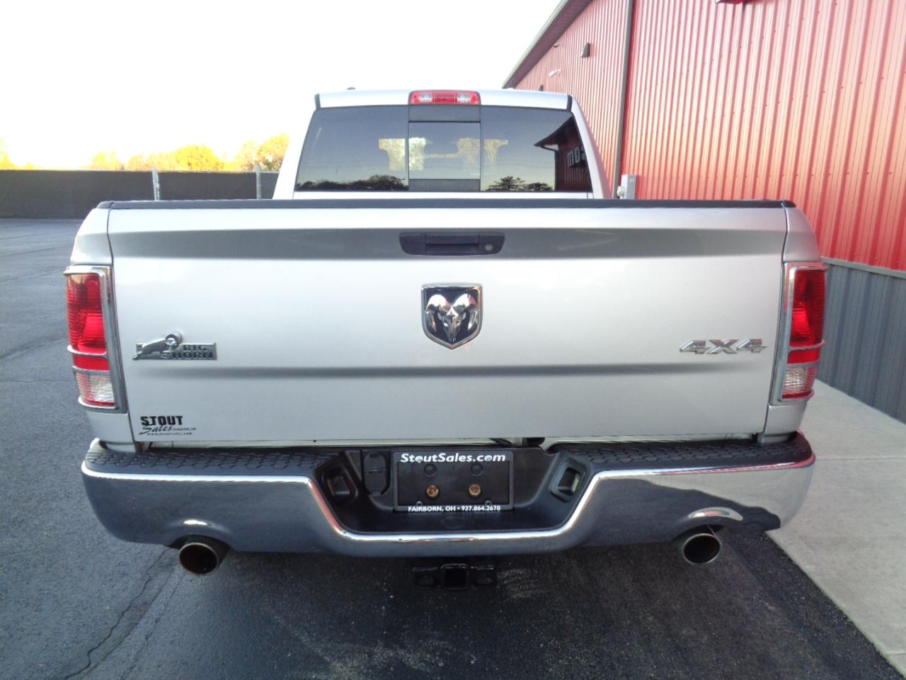 RAM 1500 SLT Quad Cab 4WD 2014