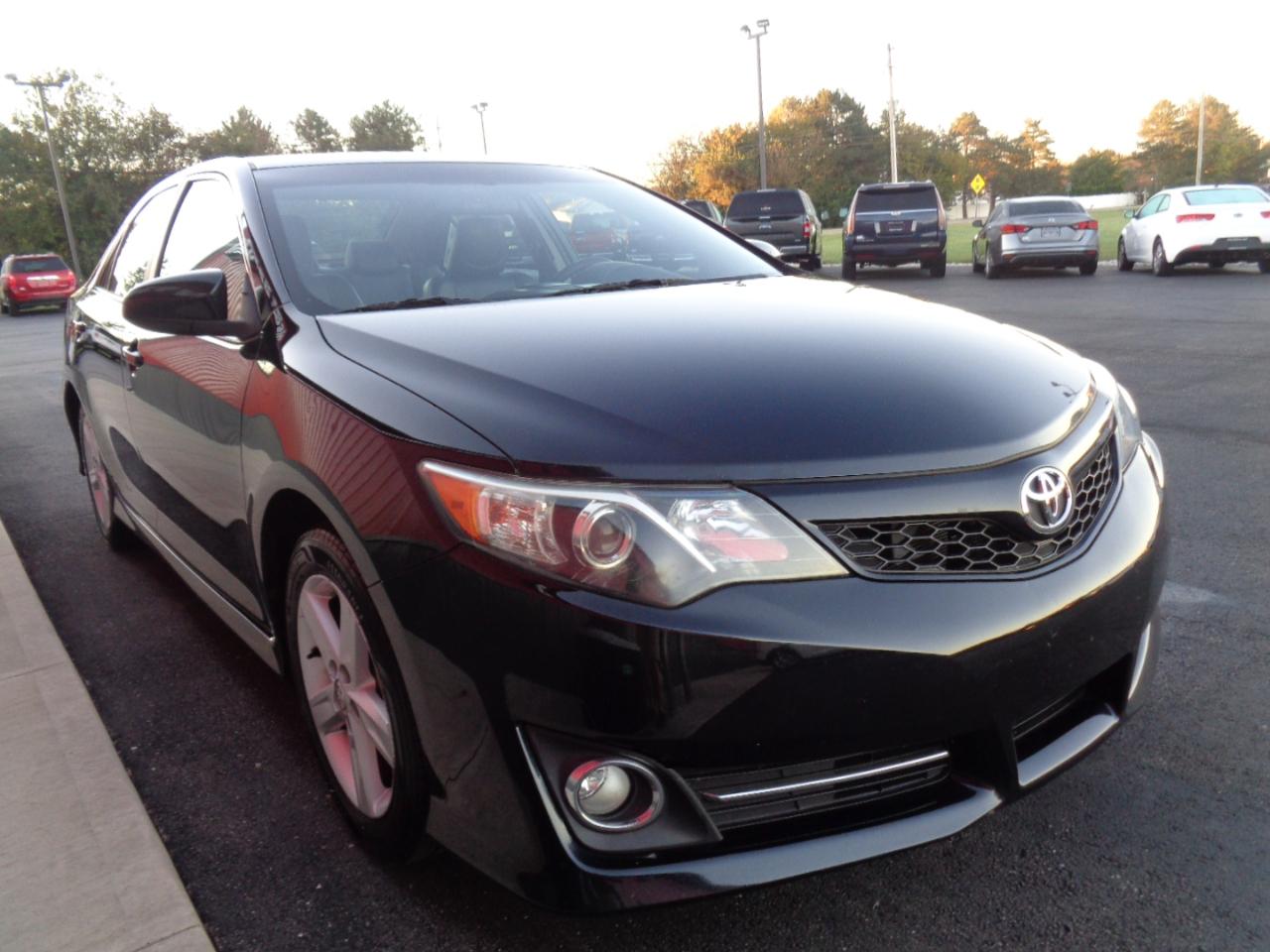 Toyota Camry SE 2013