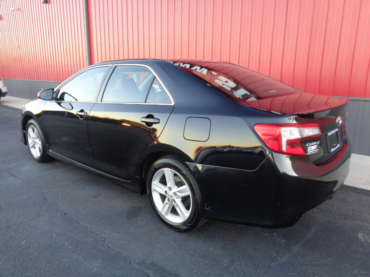 Toyota Camry SE 2013