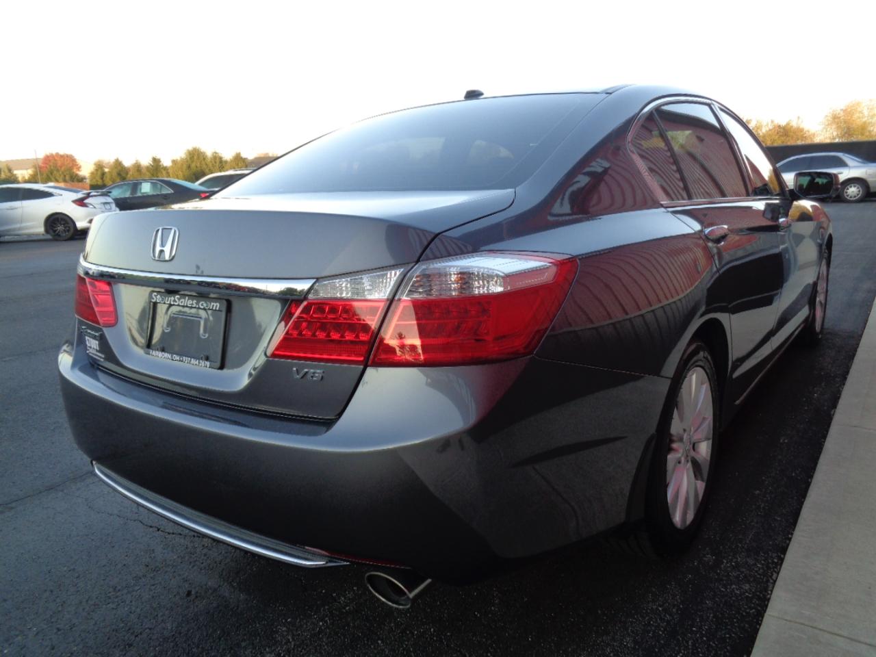 Honda Accord EX-L V6 Sedan AT 2013