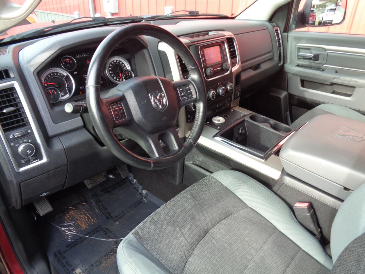 RAM 1500 SLT Quad Cab 4WD 2013