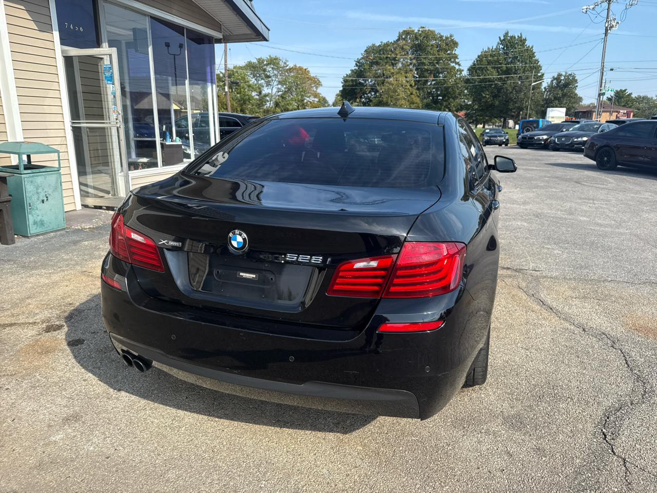 BMW 5 Series 4dr Sdn 528i xDrive AWD 2016 BMW 5 Series 4dr Sdn 528i xDrive AWD 2016