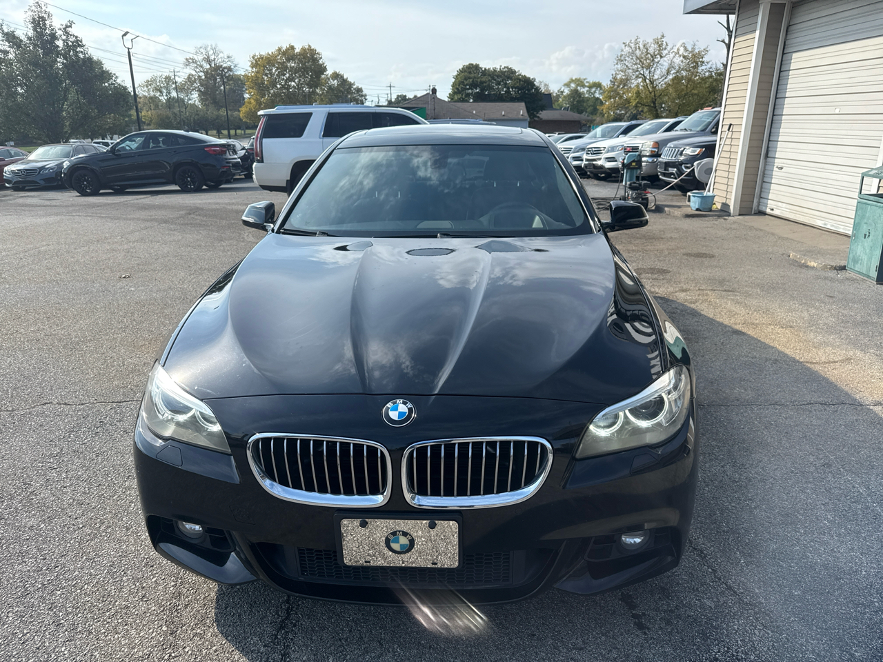 BMW 5 Series 4dr Sdn 528i xDrive AWD 2016 BMW 5 Series 4dr Sdn 528i xDrive AWD 2016