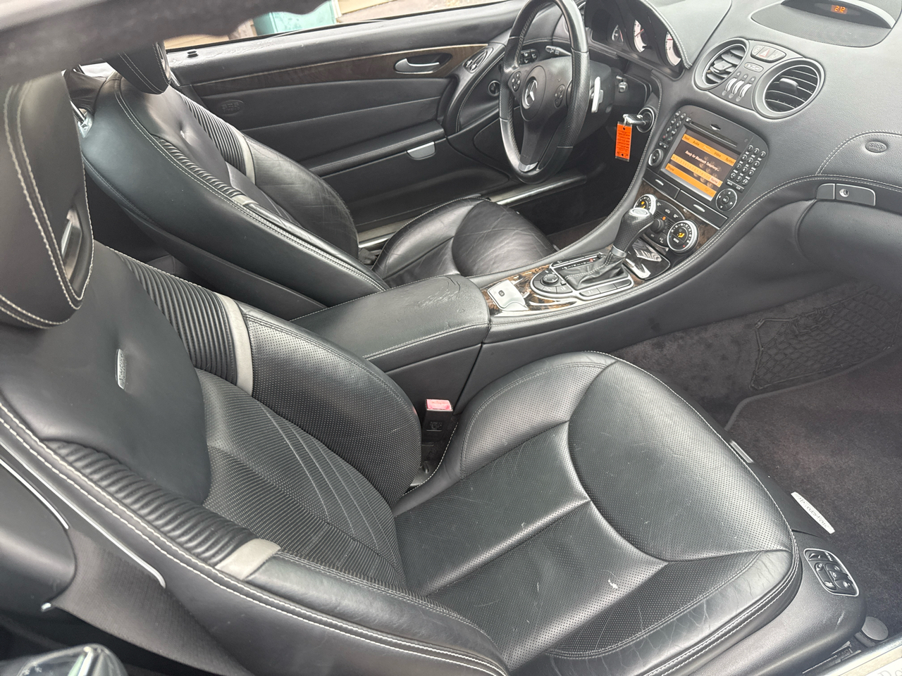 Mercedes-Benz SL-Class 2dr Roadster SL 550 2011 Mercedes-Benz SL-Class 2dr Roadster SL 550 2011